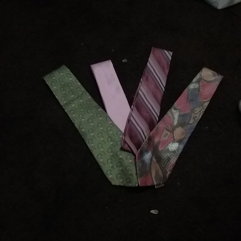 Mens ties